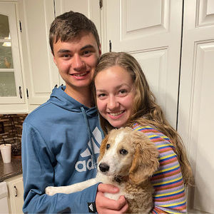 Meet your Posher, Abigail